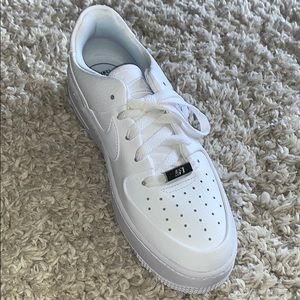 Nike Airforce 1 Sage Low Size 7 NEVER WORN